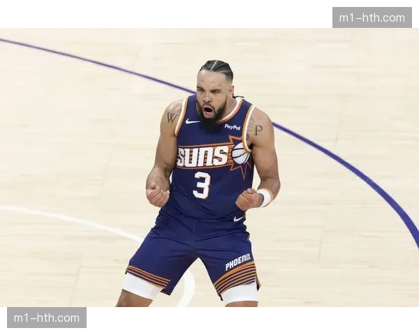 太阳狄龙·布鲁克斯蜕变进攻核心 场均21.5分填数据栏