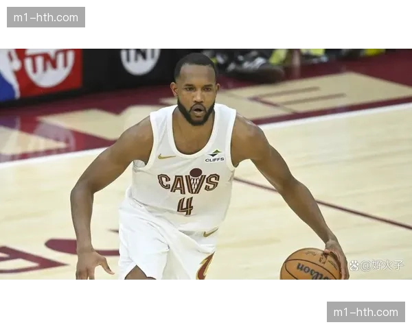 骑士阿伦膝盖肌腱炎困扰，莫布里腿伤影响轮换稳定性